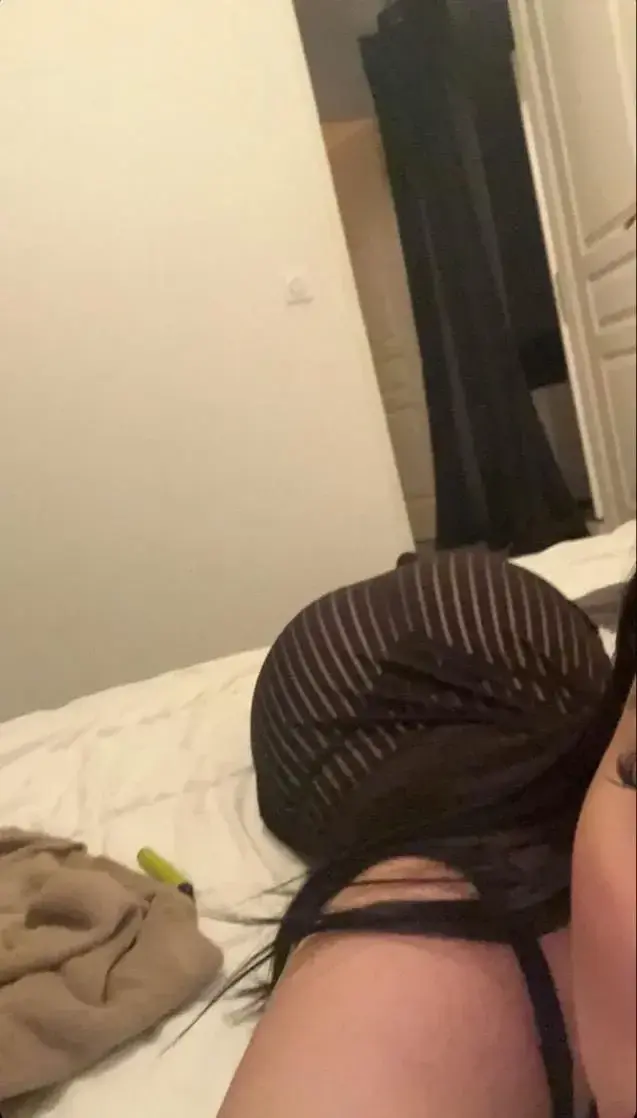 🙇🏽‍♀️🍑