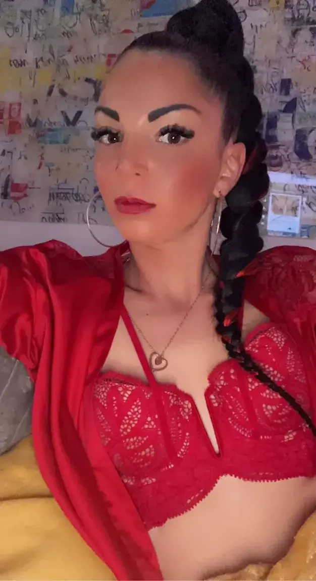 namiss83 — média 2 | French Modèles
