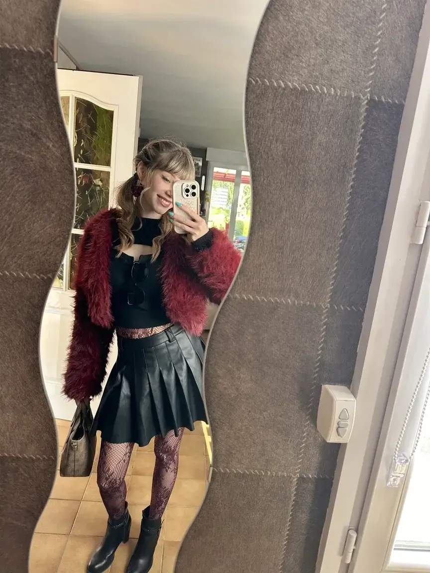 Leak & nude MYM — Angele_ice : « 🥰🥰 » (MYM)