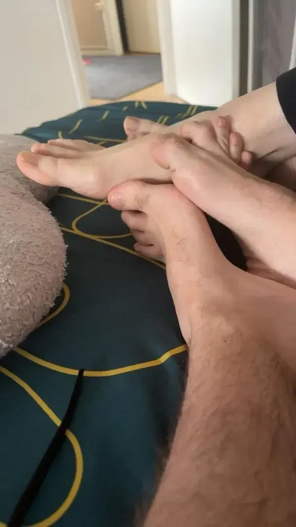 🦶 😈👁️‍🗨️