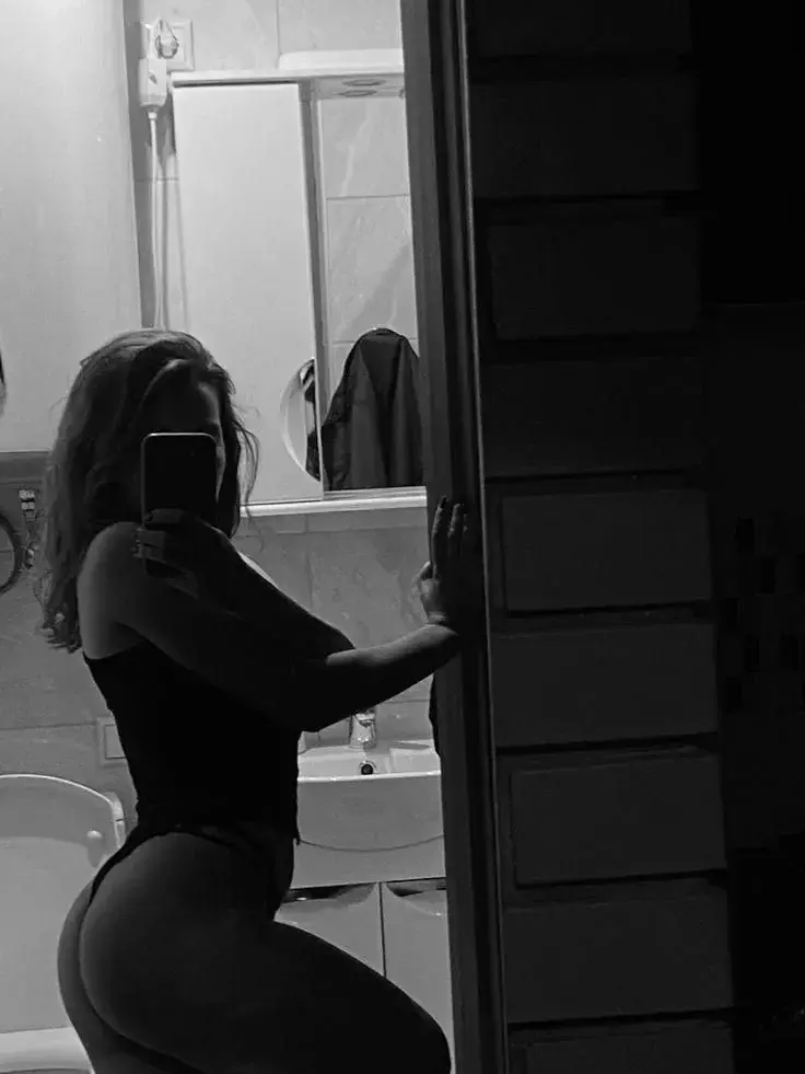 Photo de couverture de Lola_ntsto_