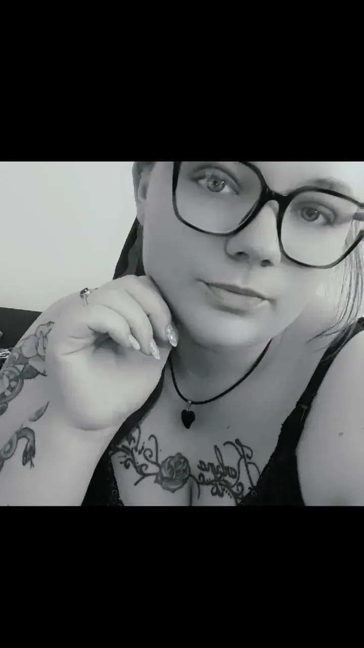 Leak & nude 17 — charlyne310