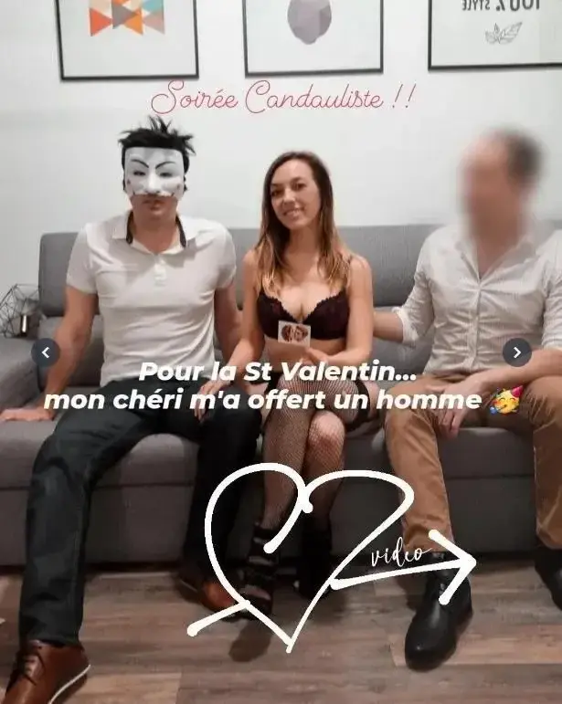 Mon chéri m'a offert un inconnu ! On a joué, on s'est chauffé et il m'a bien baisée devant mon homme. La version longue de 40mn est dispo dans "média on demand"