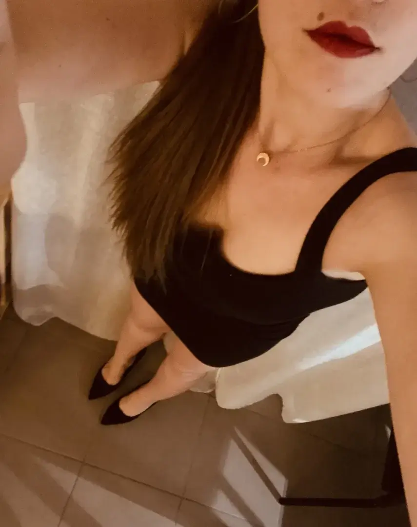 Leak & nude 9 — Lolaa223