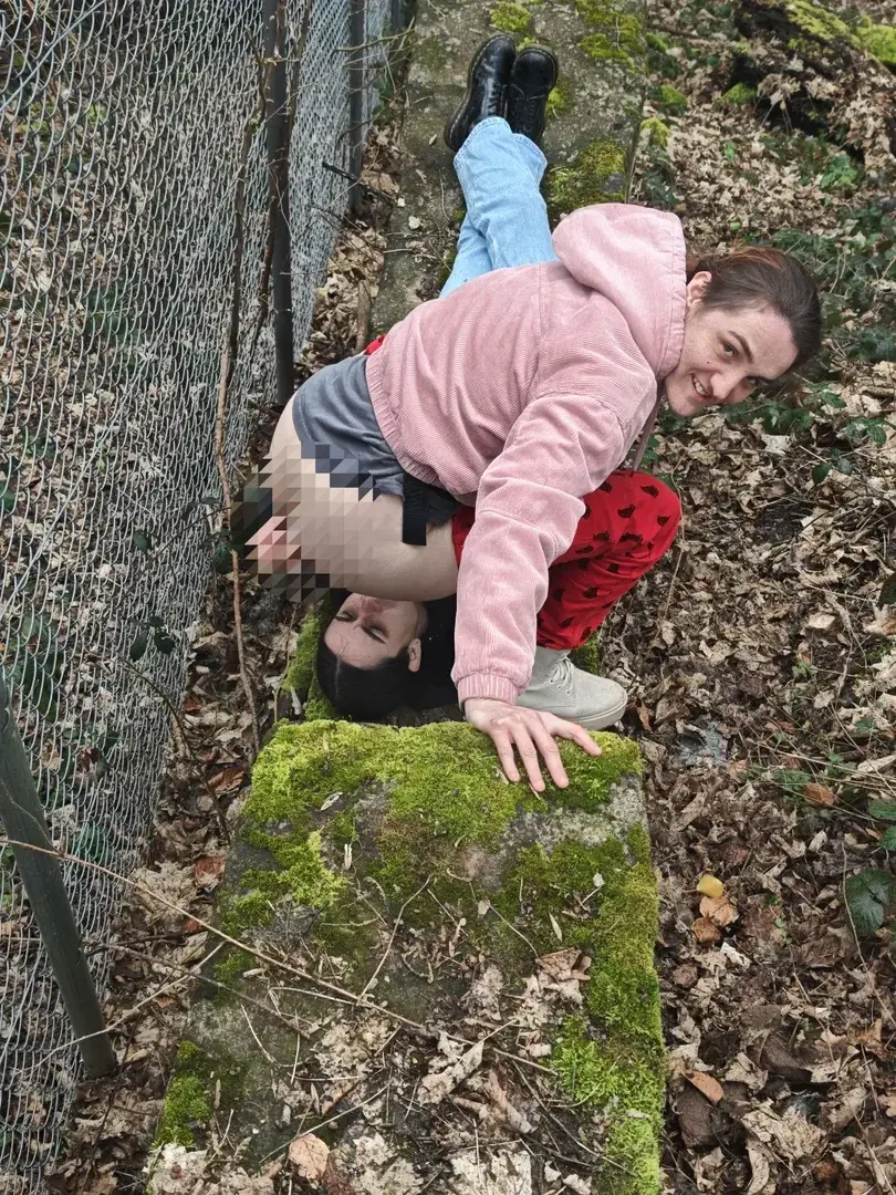 Leak & nude MYM — Dameluciferia : « 😈 Ce qui Me plaît le plus c'est qu'elle déteste ça 😈 » (MYM)
