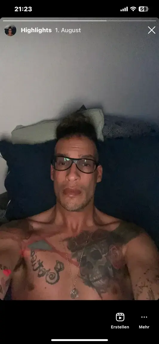 #alone #home #cock #sexy #dick #netflix #tattoo #top #naked #night #paris #cz #insta #mym #watching #series #night #body #bed
