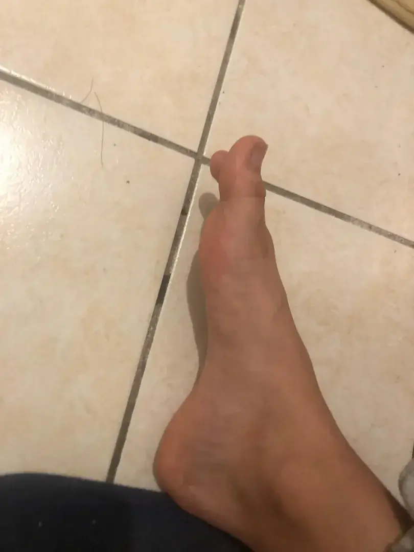 Leak & nude 1 — frznchfootgirl