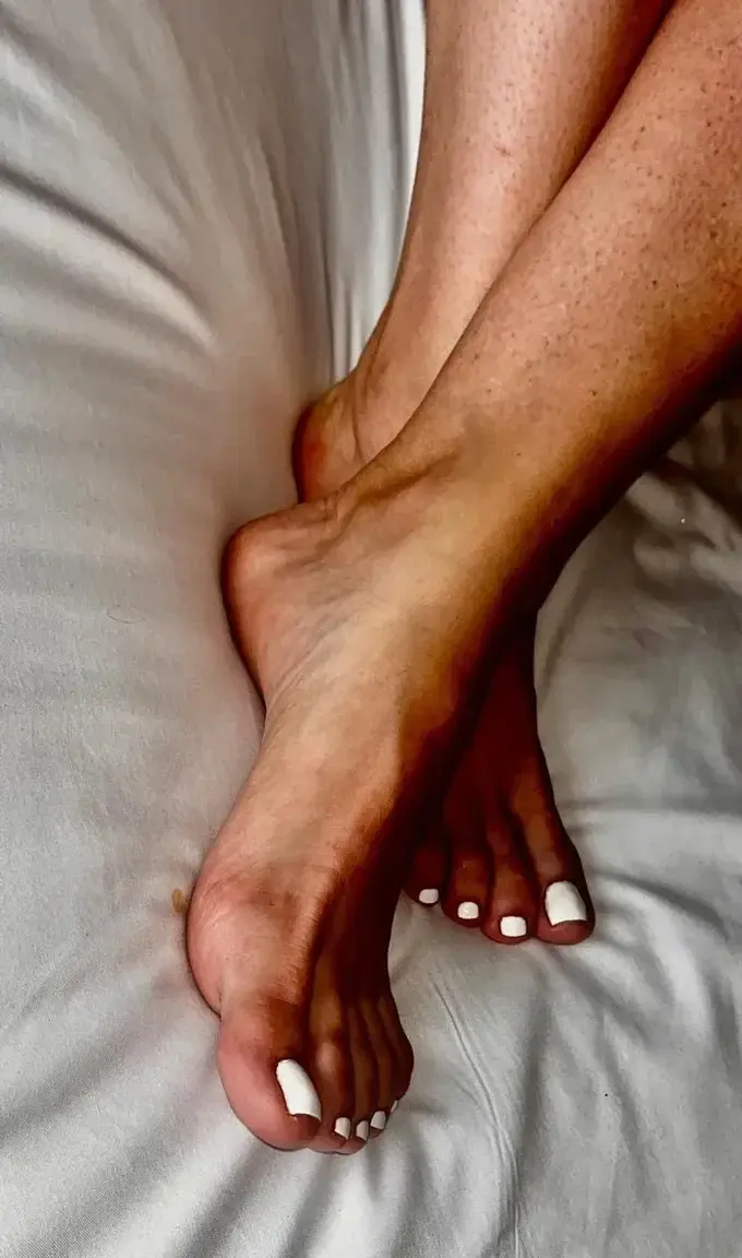 Les_pieds_de_josephine - Photo exclusive MYM 2 | French Modèles