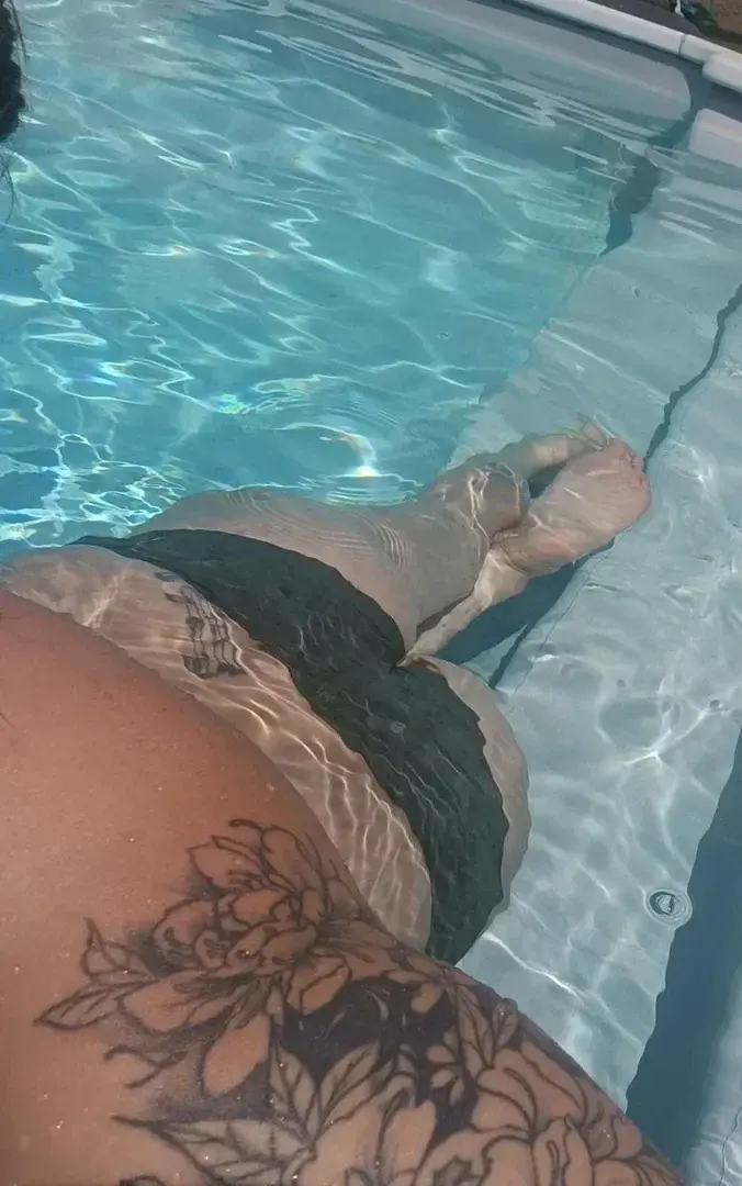 Leak & nude 4 — Emihot_