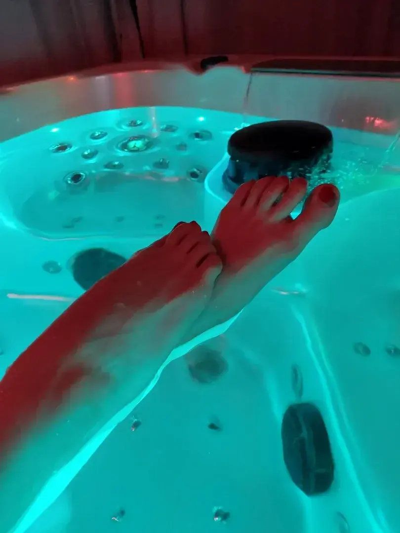Leak & nude 1 — Toenail-38
