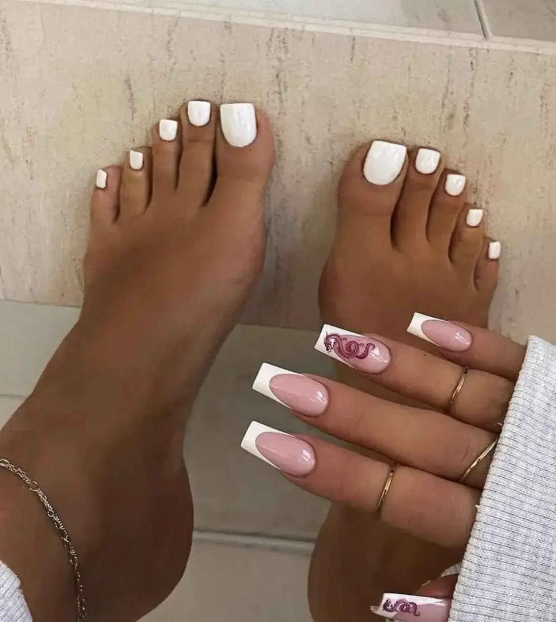 Leak & nude 1 — Laura_payet