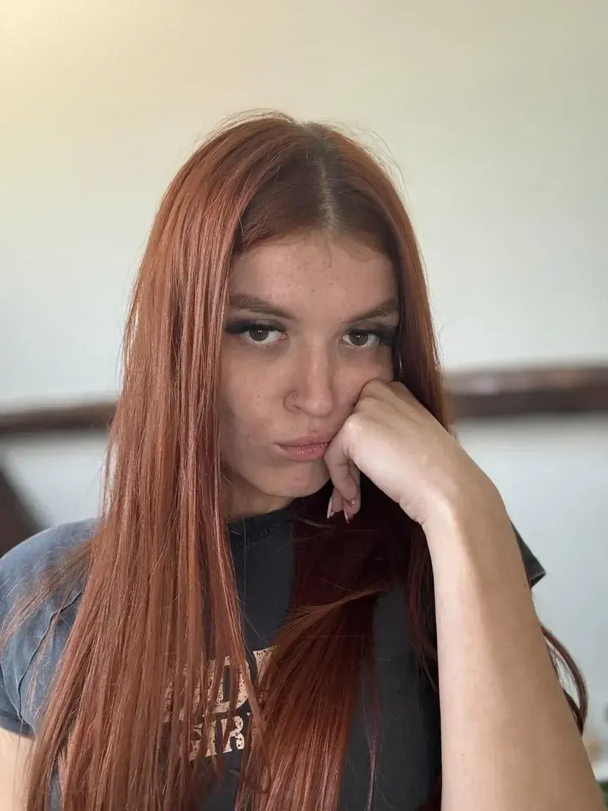 Leak & nude MYM — zeliee_ : « Abo Gratuit à vie.. tu me rejoins ? 🌙 » (MYM)