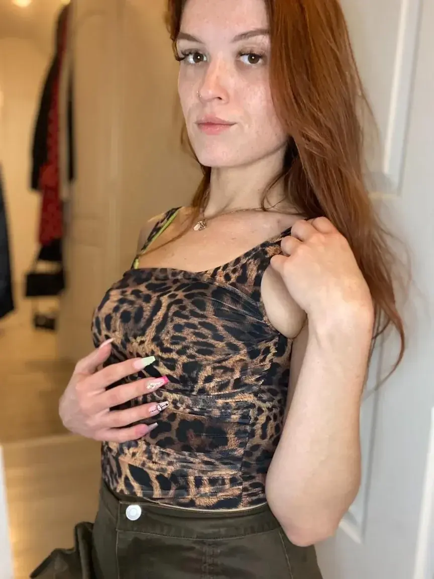 Leak & nude MYM — zeliee_ : « Abo Gratuit à vie.. tu me rejoins ? 🌙 » (MYM)