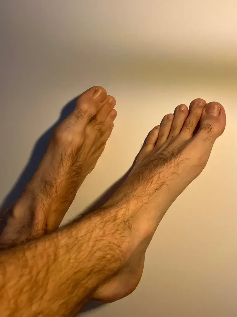 Leak & nude 1 — Feetmanparis