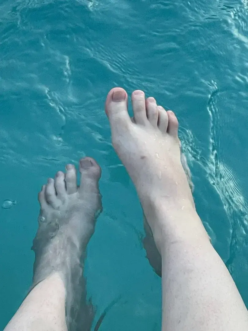 Leak & nude 1 — Mialov_feet