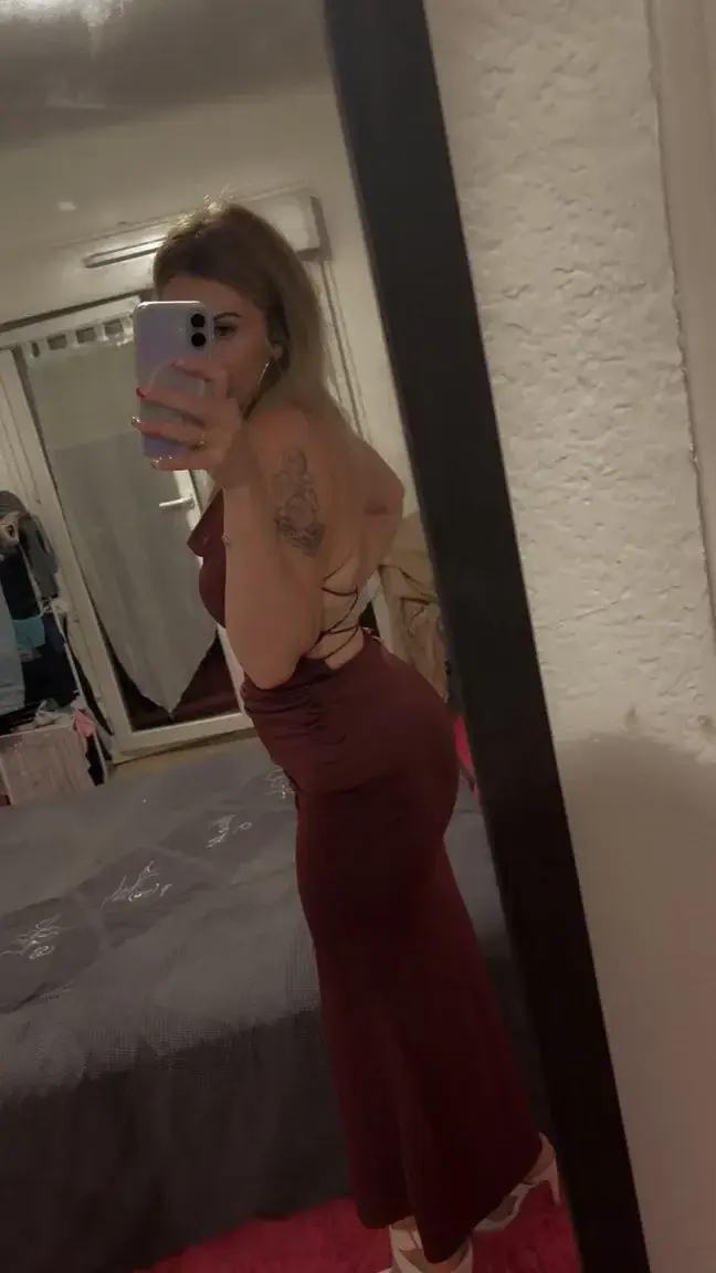😘