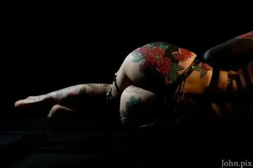 Leak & nude MYM — Loo_ltx : « #bodysuit #japanese #traditional #inkedwoman #tattooedmodel #inkedgirl #boomboom #boule » (MYM)