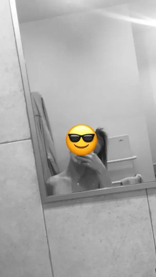 Leak & nude 5 — Mimi2375