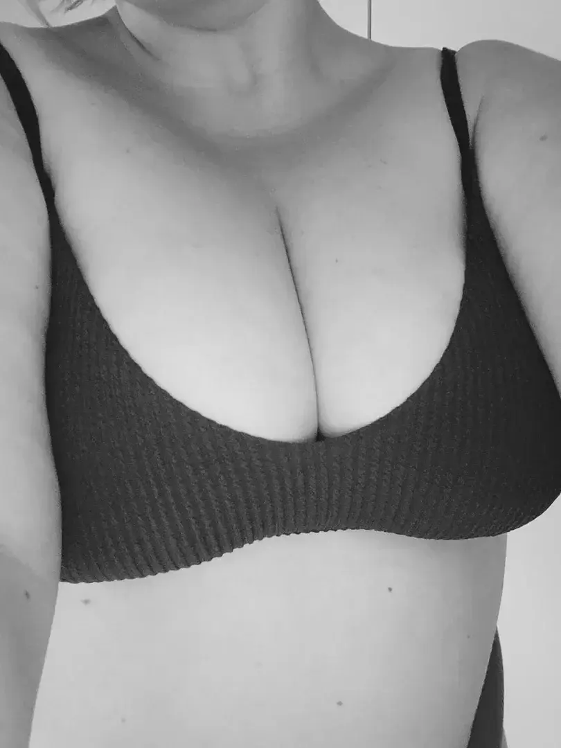 Leak & nude 1 — Funnycurve