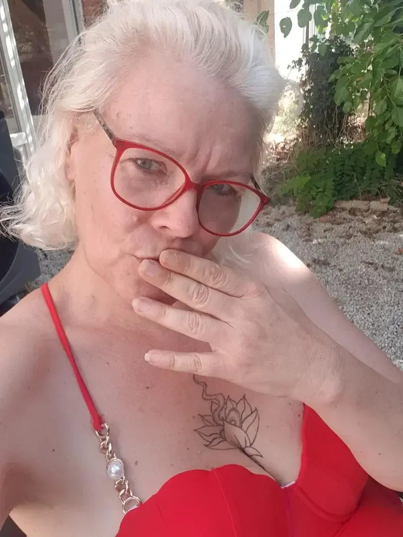Leak & nude 2 — Sophie81