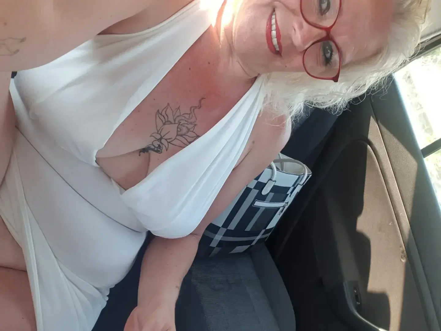 Leak & nude 4 — Sophie81