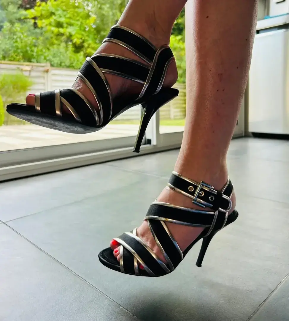 Leak & nude 5 — Obsessfeet