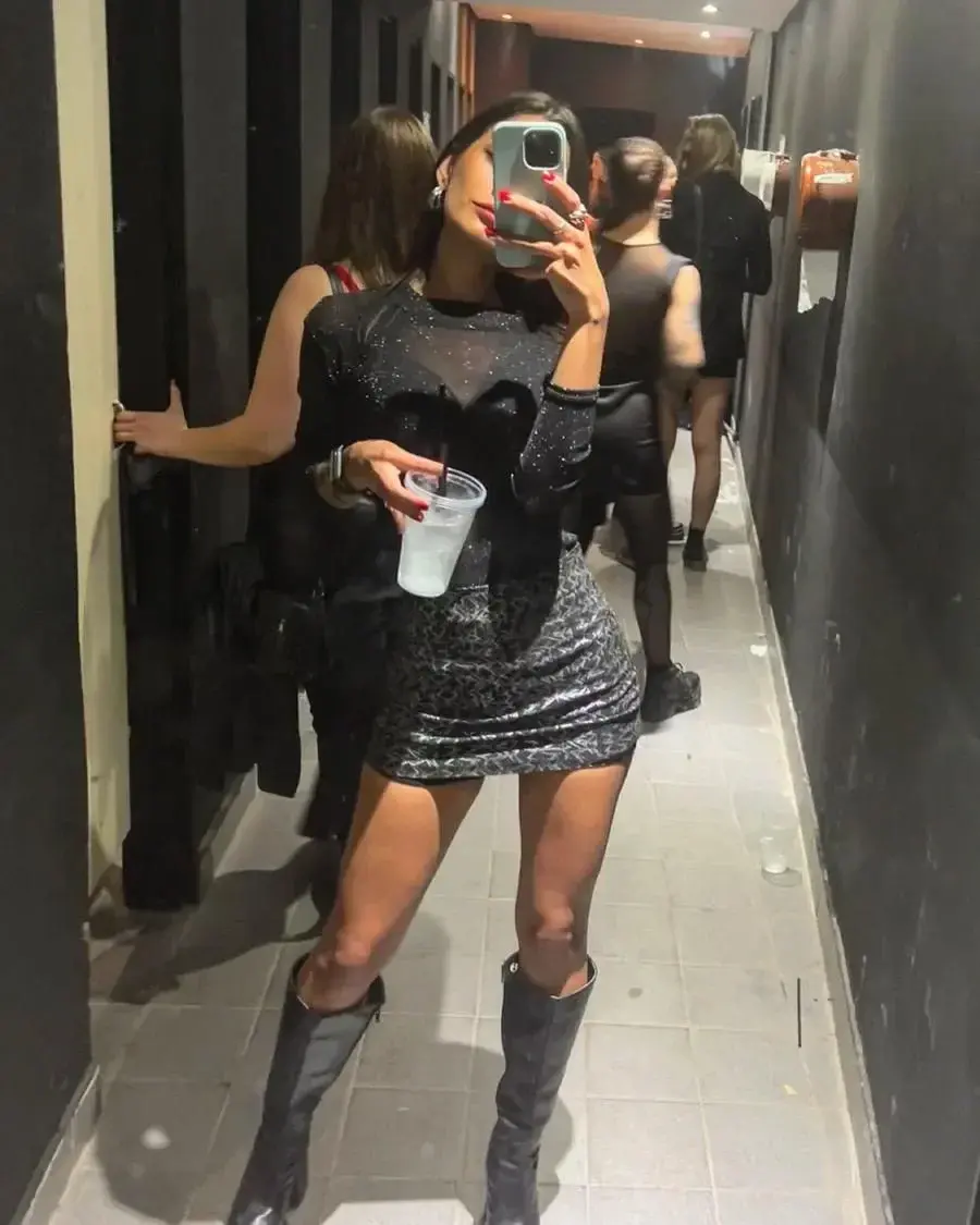 Leak & nude 1 — Mialinares