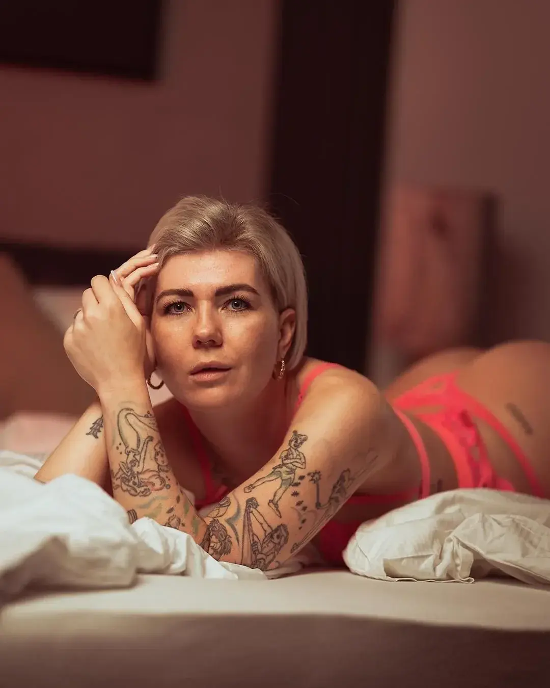 Leak & nude 2 — Pillowqeenxx_