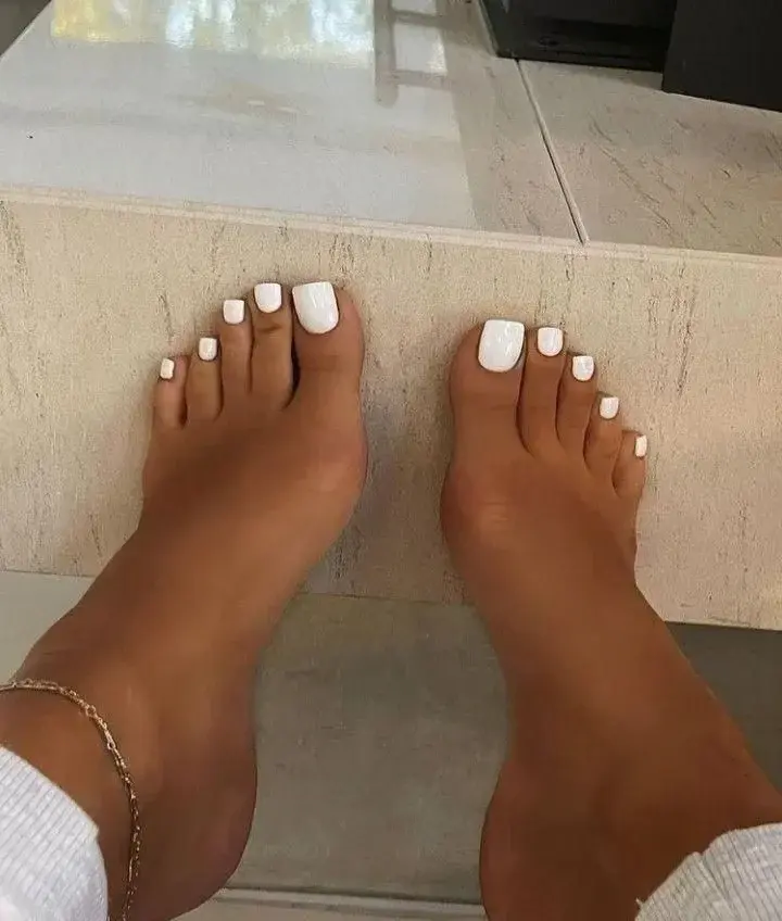 Leak & nude 1 — Feet_lovers31