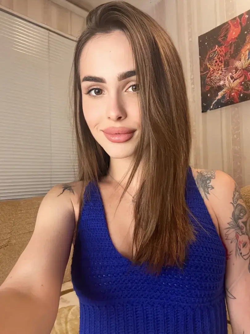 Leak & nude MYM — Onlyjade : « Abonnement GRATUIT, on passe un bon moment ensemble? 😈 » (MYM)