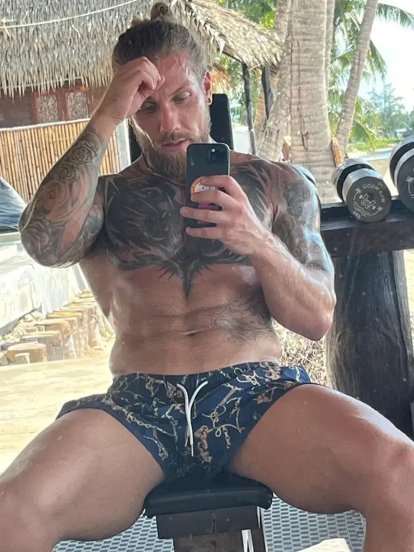 Leak & nude 6 — Jaxwolf