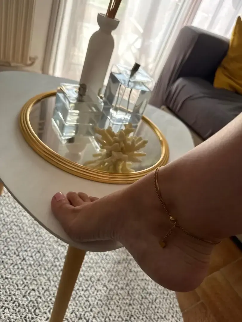 Leak & nude 2 — Ludivine31