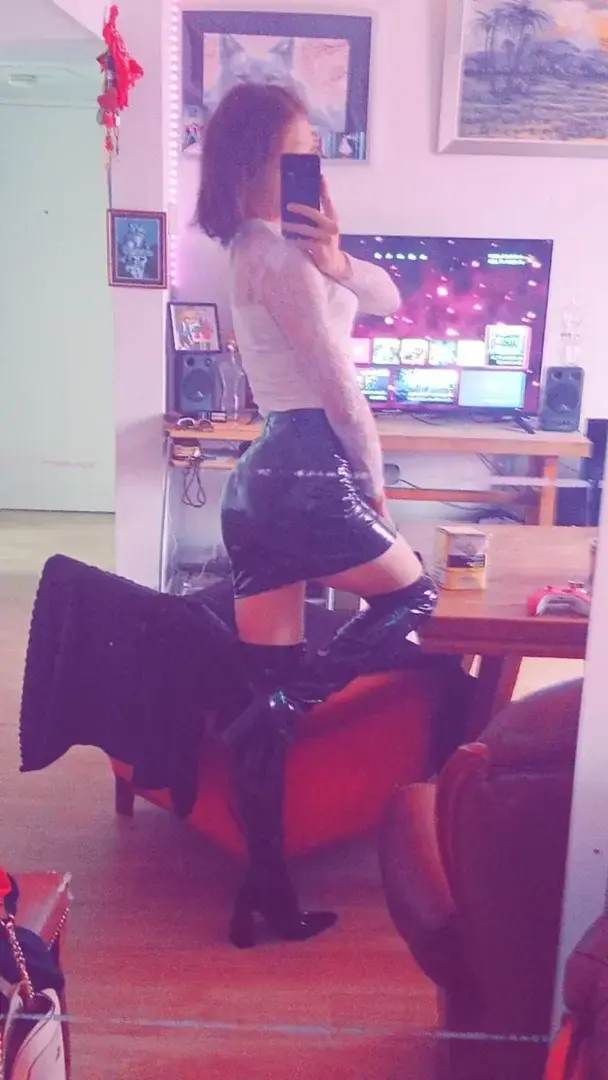 Axellecuties - Photo exclusive MYM 3 | French Modèles