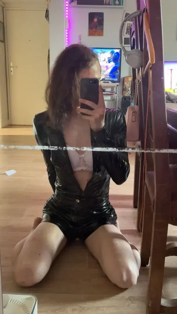 Axellecuties - Photo exclusive MYM 1 | French Modèles
