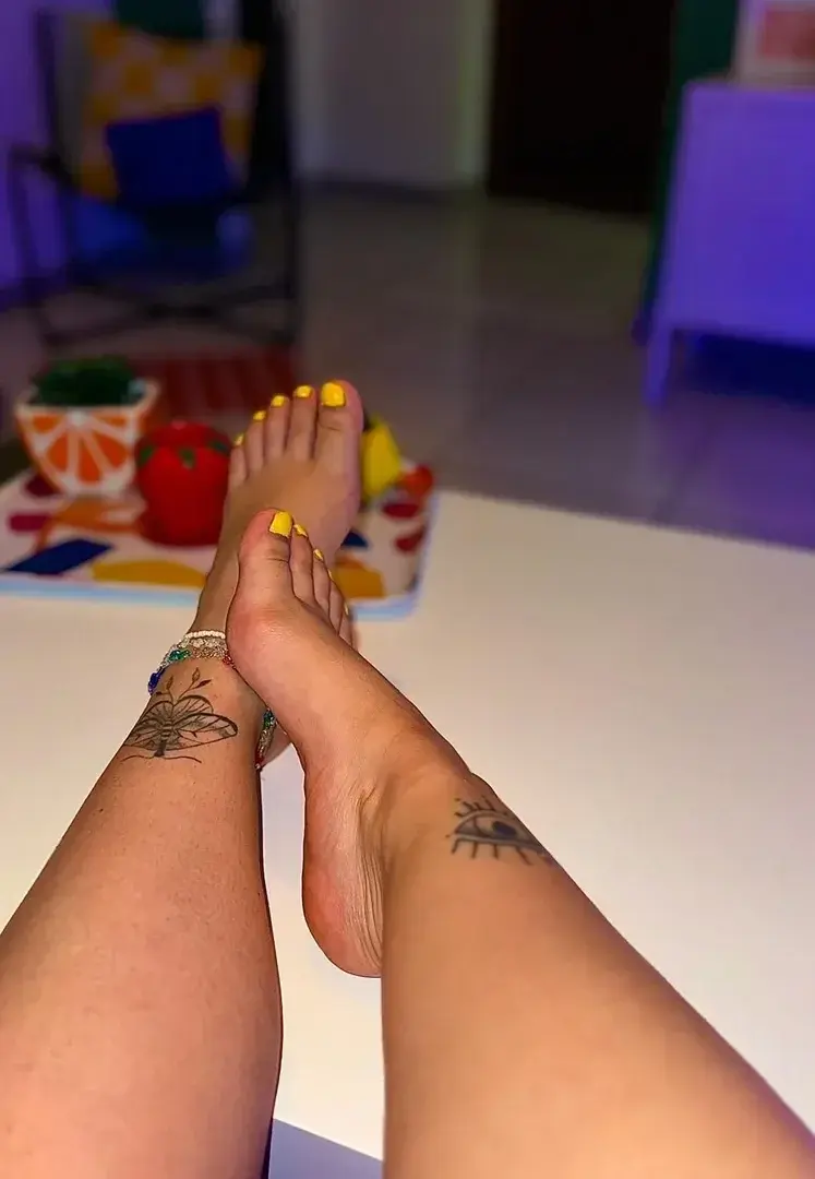 Leak & nude 1 — Frenchfeet_6