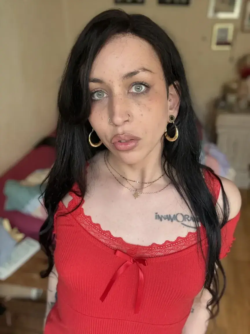 Leak & nude 4 — Kmarina