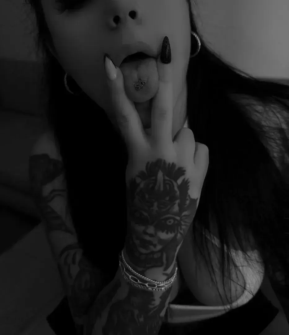 👅