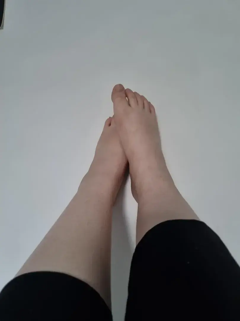 Leak & nude 2 — Smoothfeetfr