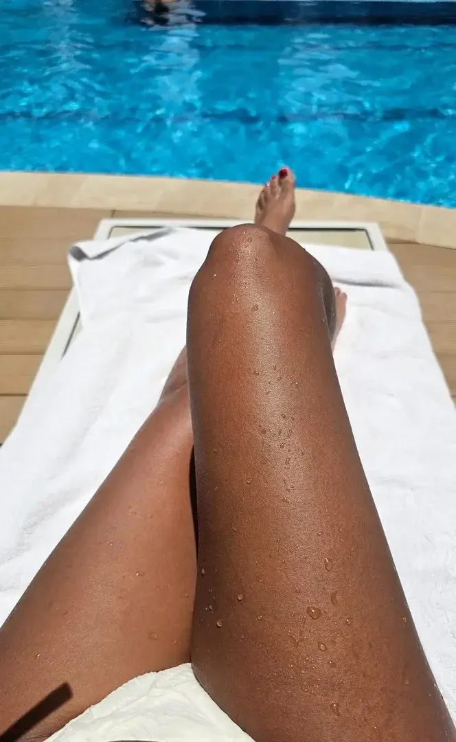 Leak & nude 1 — Cleopatre_cesar
