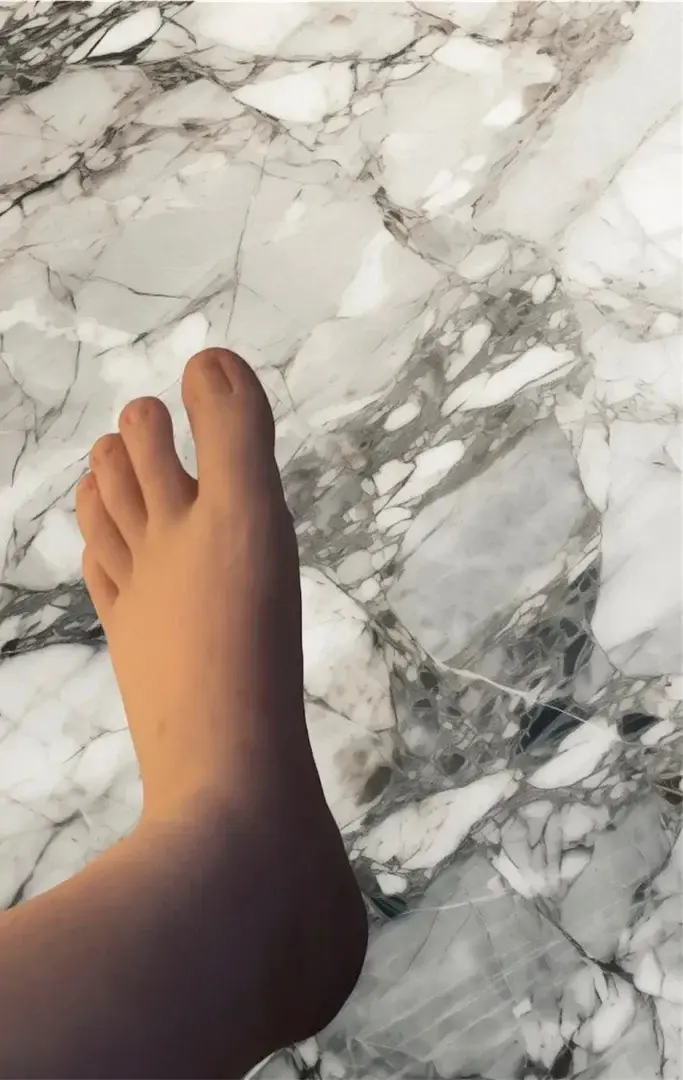Leak & nude 1 — Sexyfrenchfeet13