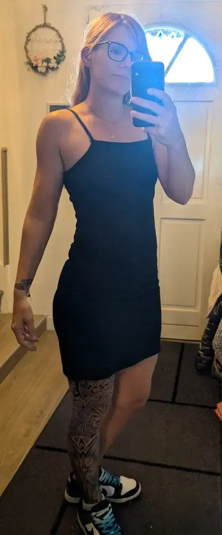 Nouvelle petite robe noire