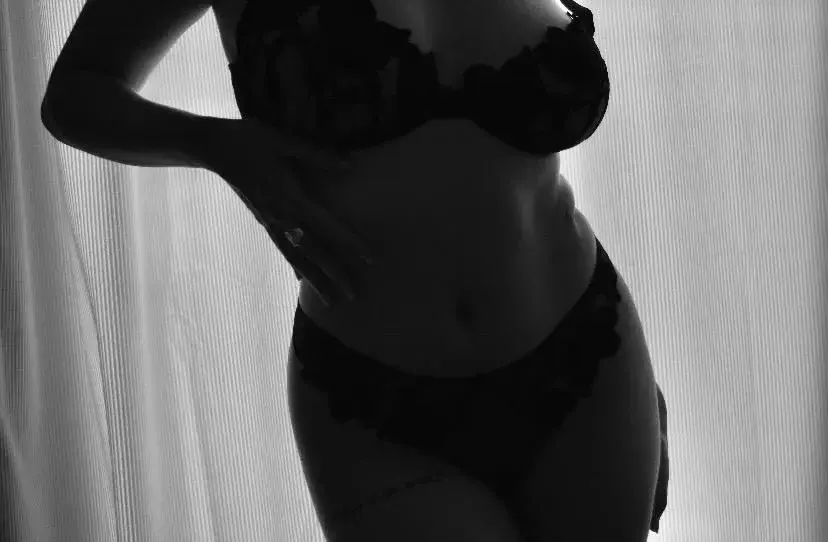 Leak & nude 3 — Eroticanastasia