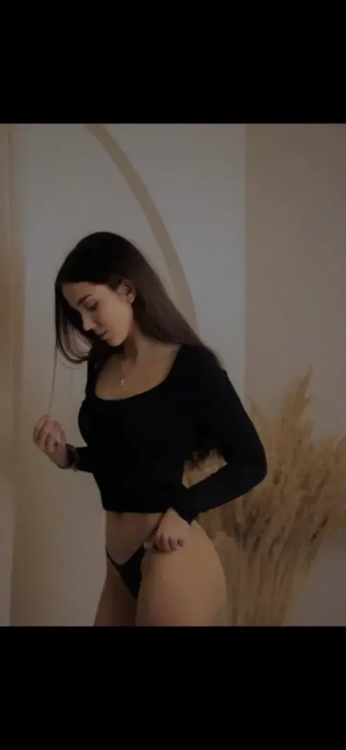 Abonnement gratuit avec le code promo dans ma bio, venez discuté je mord pas ☺️