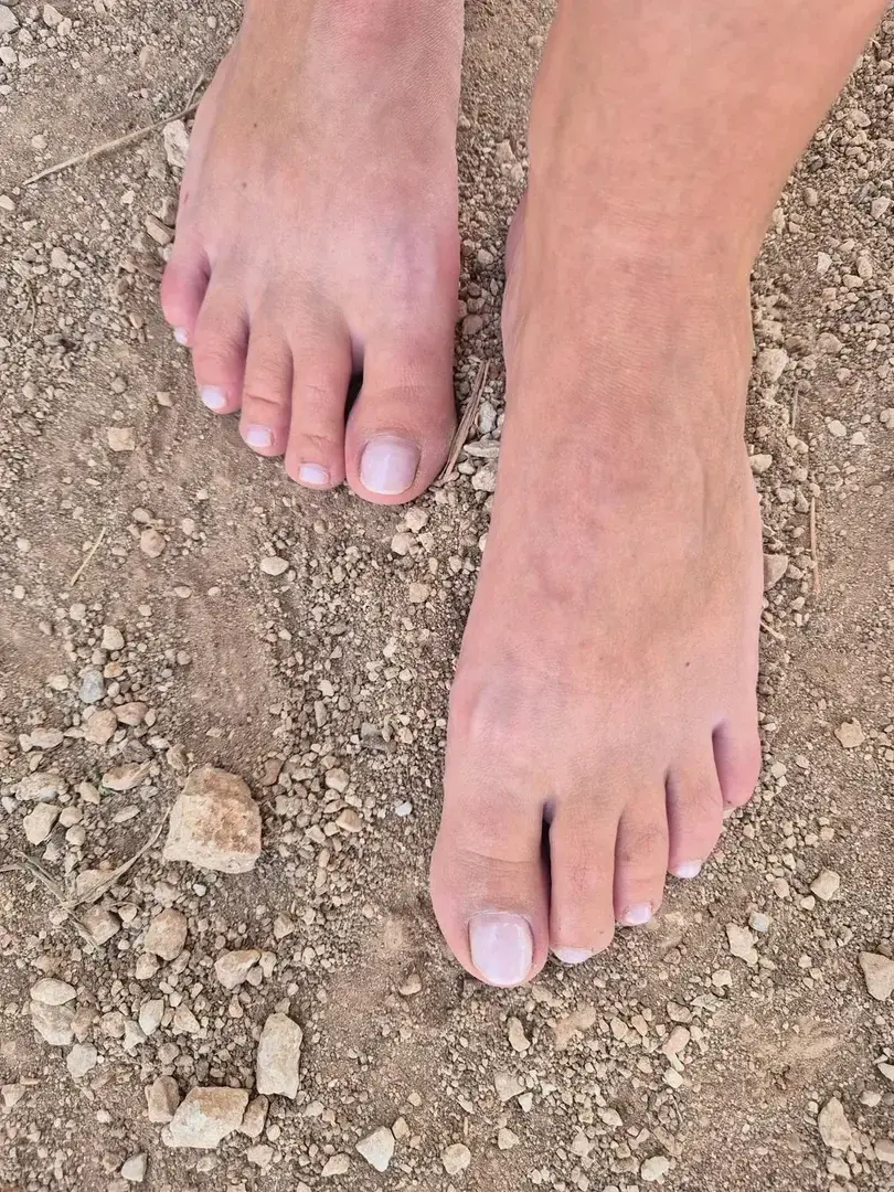 Leak & nude 2 — Etsionparlaitpieds