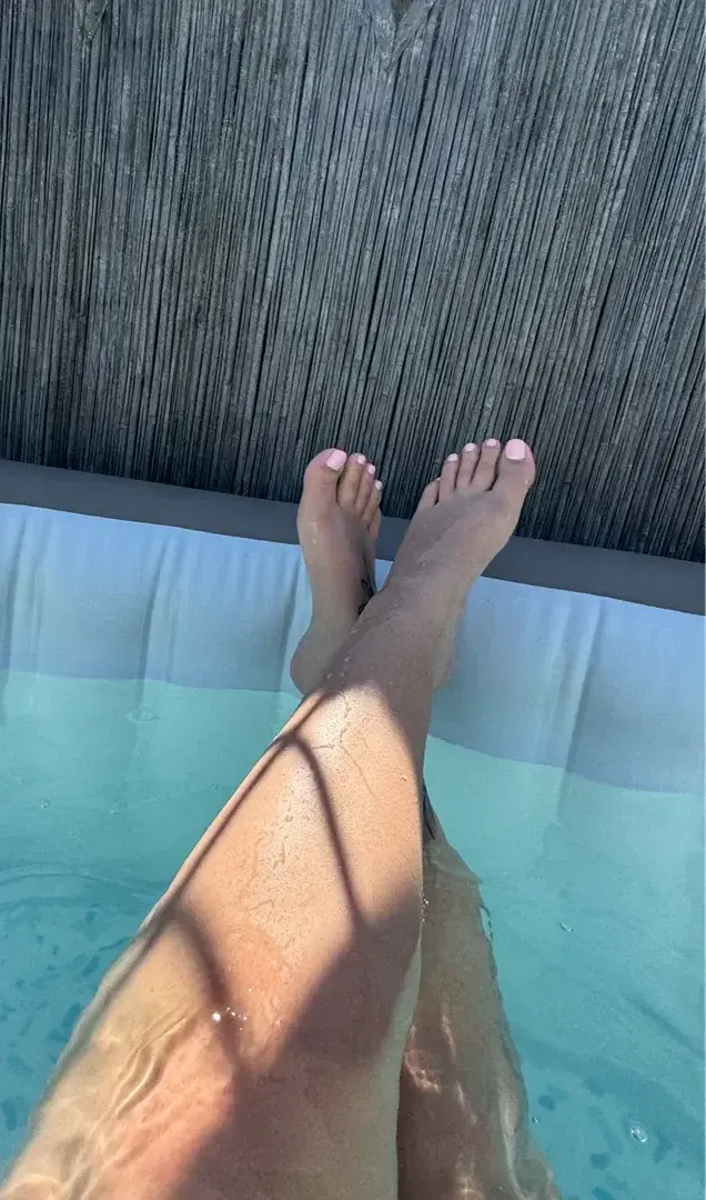 Leak & nude 3 — Pocahontasss__mym