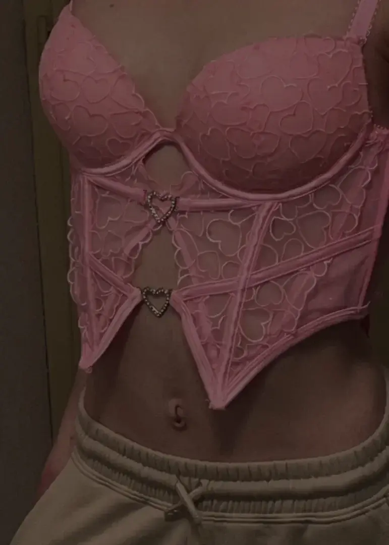 Leak & nude 1 — Cerise_sexy