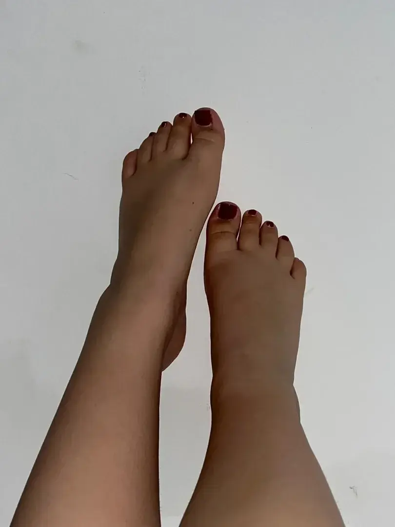 Leak & nude 1 — les_pieds_de_darwin