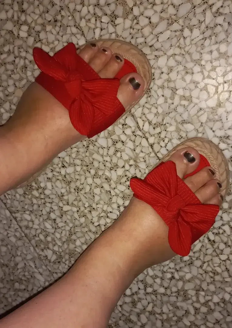 Leak & nude 2 — Lilou-feet13