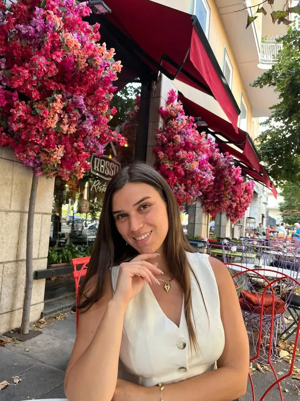 Impossible de choisir ma préférée… Viens voir la suite avec le code missvalentine 👀