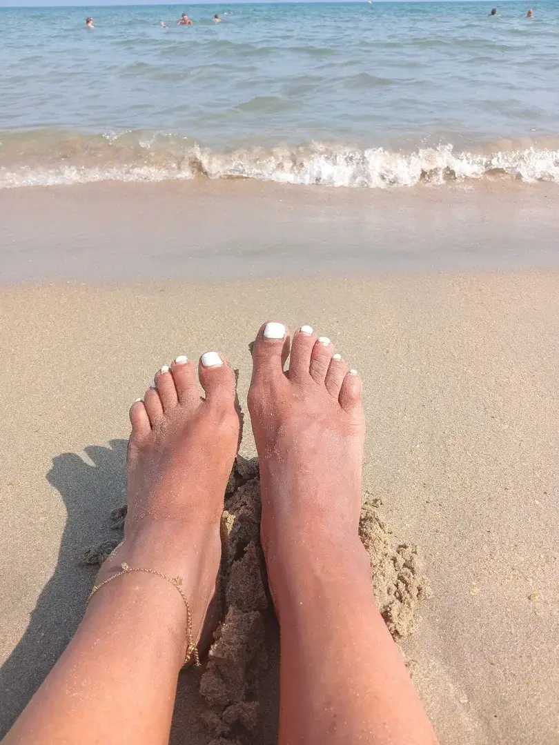 Leak & nude 10 — Pieds_en_or_